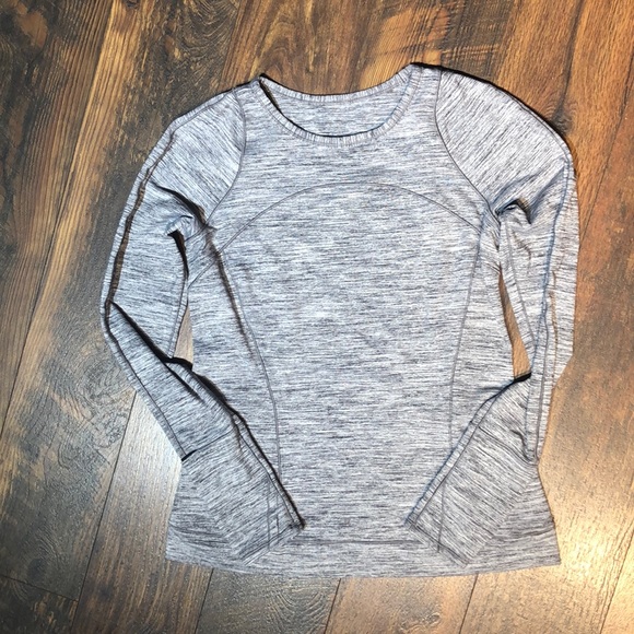 lululemon athletica Tops - Lululemon Grey Cypress Kiss Long Sleeve sz.10